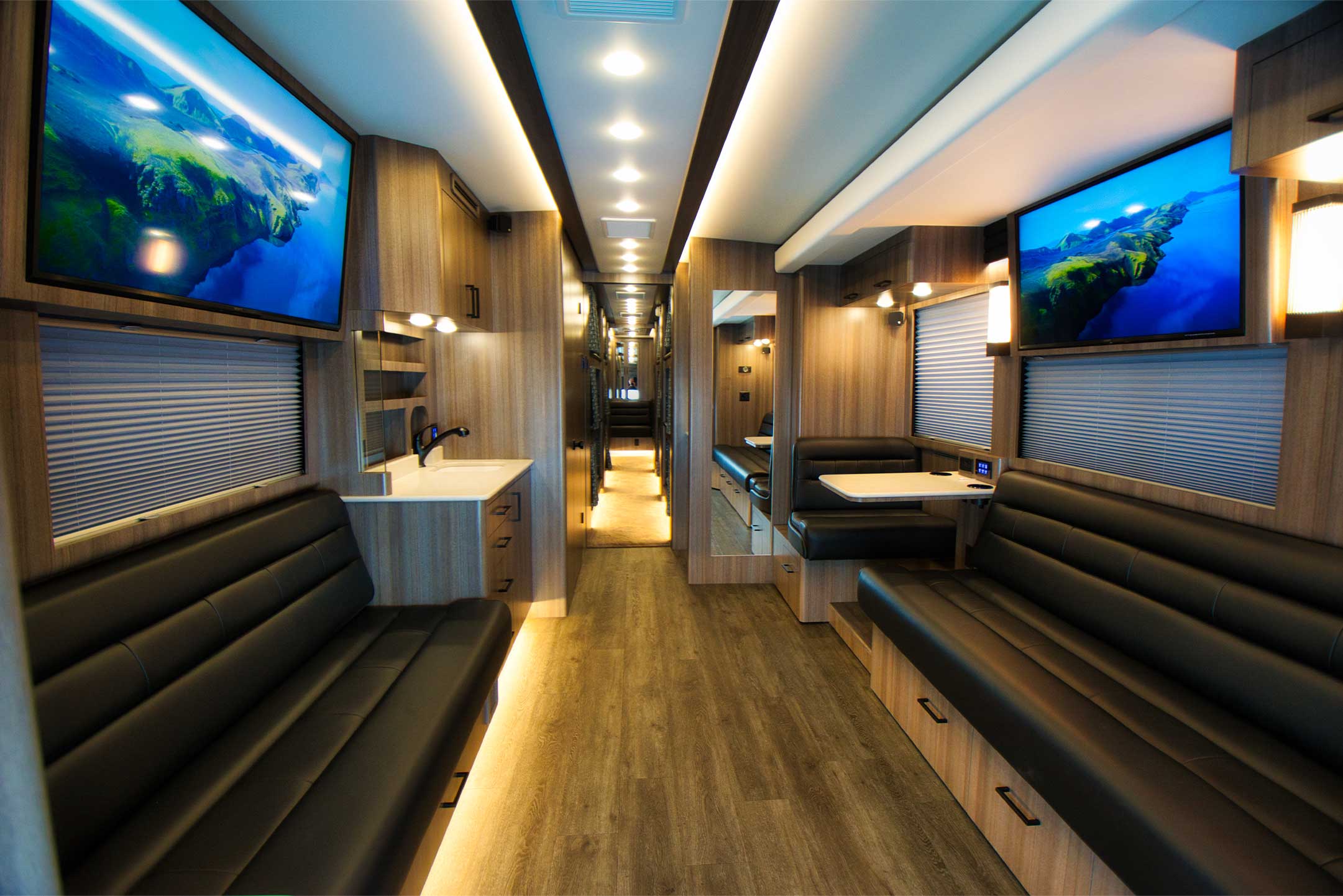 Tour Bus Interior This Is The Inside Of A Tour Bus Pioneer Coach Tour Bus Interior This Is The Inside Of A Tour Bus Pioneer Coach